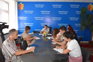 Секретар Кам’янської міськради провів передсесійний брифінг